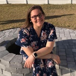 Meet your Posher, Lydia